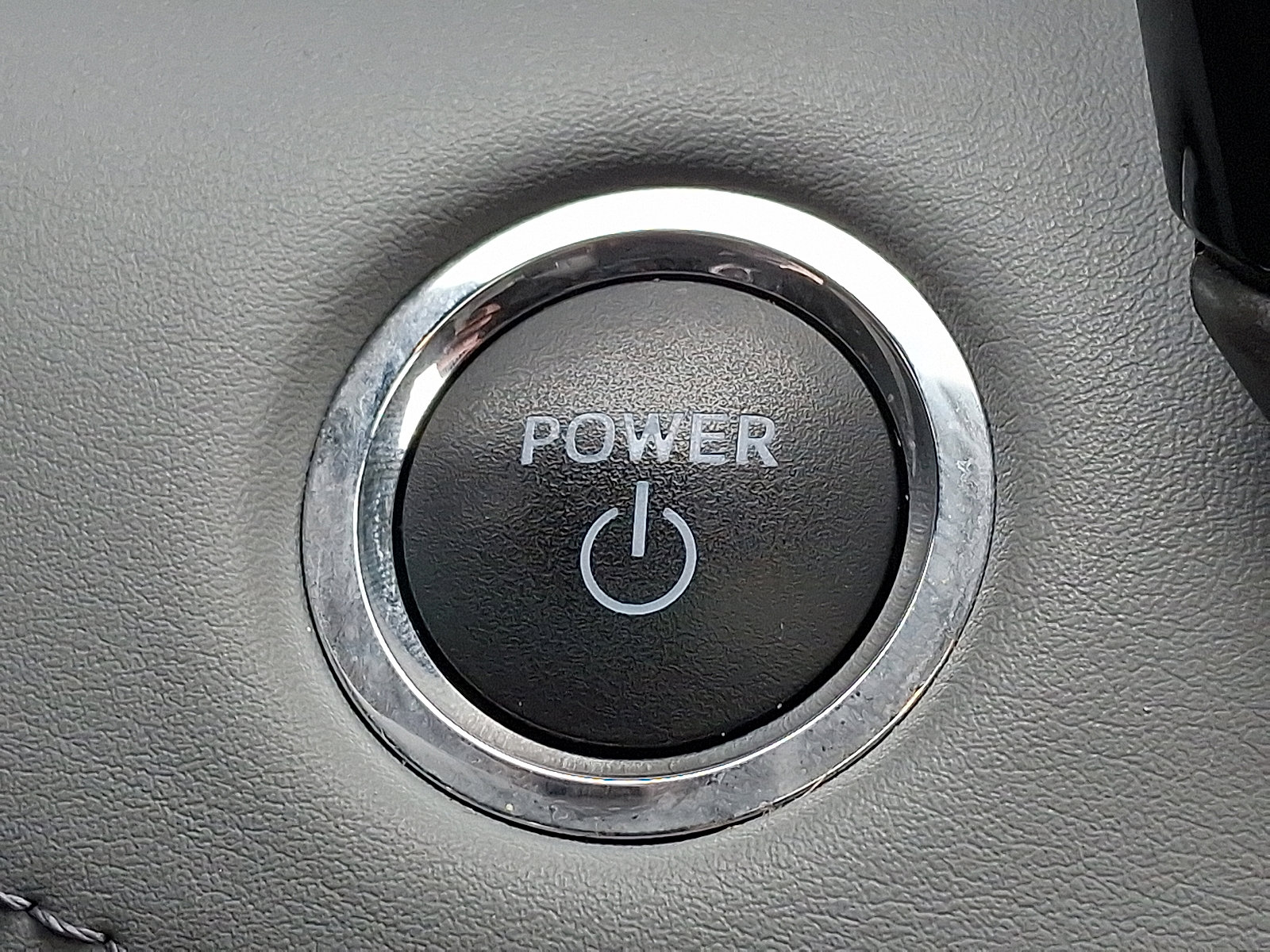 Used 2023 Toyota Highlander Limited image 24