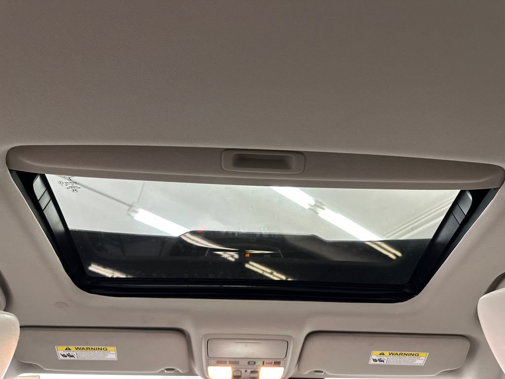 Used 2018 Honda Accord Touring image 22