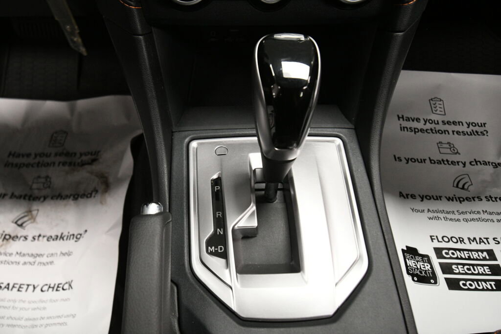 Used 2023 Subaru Crosstrek 2.0i Premium image 18