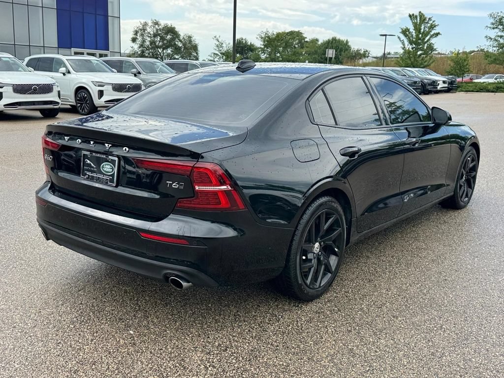 Used 2020 Volvo S60 T6 Momentum AWD/4WD image 4