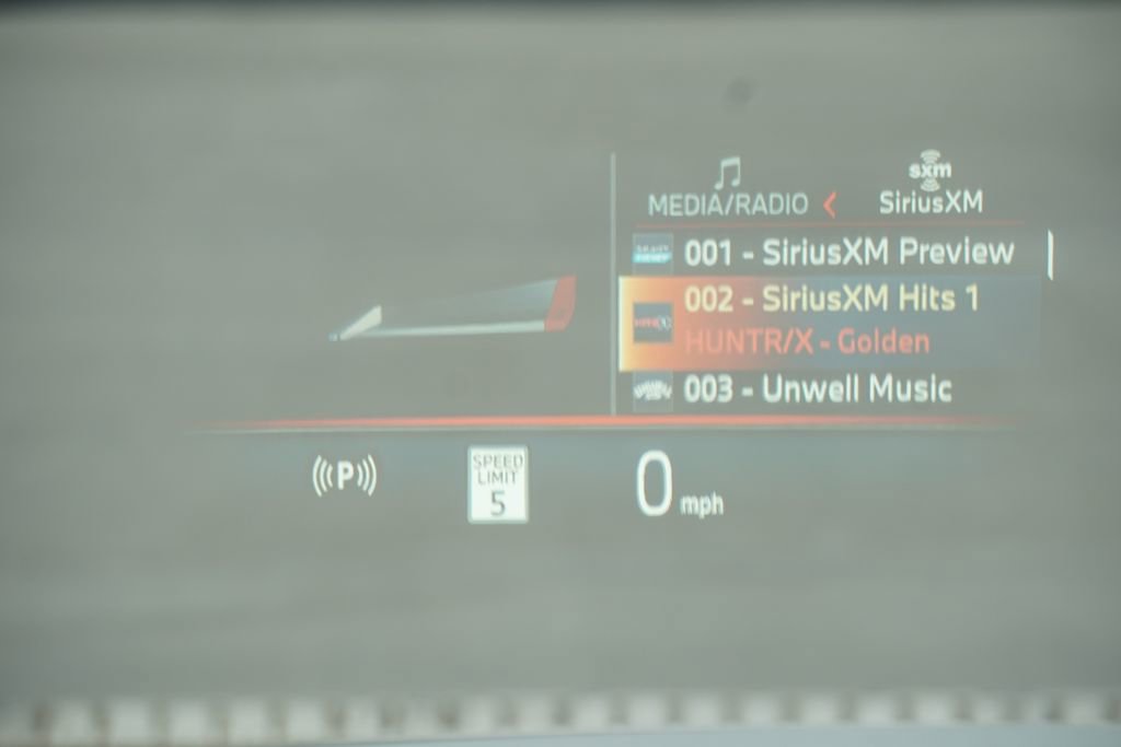 New 2026 BMW 530i xDrive w/ M Sport Package image 8