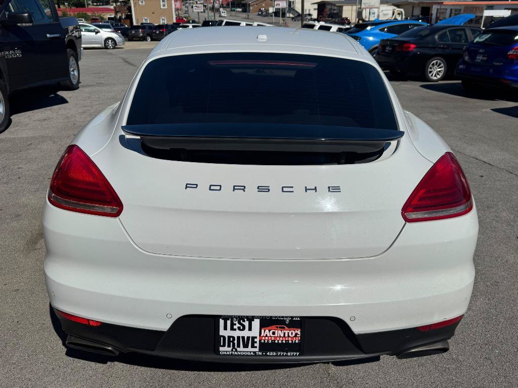 Used 2014 Porsche Panamera 4 AWD/4WD image 8