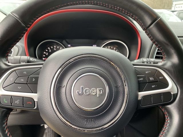 Used 2020 Jeep Compass Trailhawk image 15