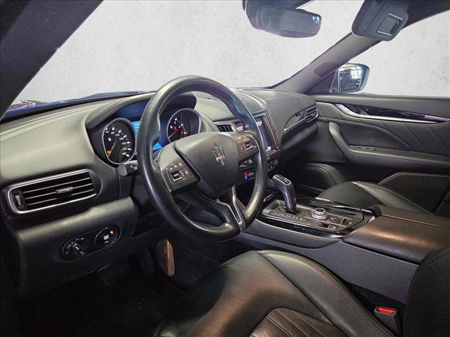 Used 2019 Maserati Levante AWD/4WD image 9