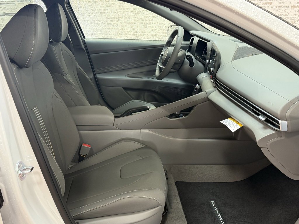 New 2026 Hyundai Elantra Sport image 10
