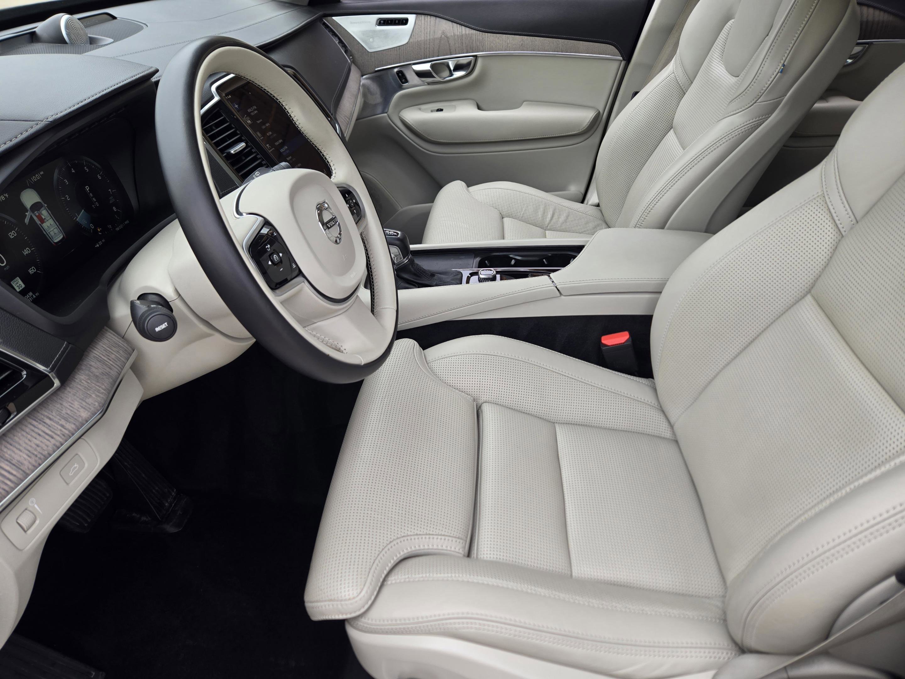 Used 2022 Volvo XC90 T6 Inscription w/ Advanced Package AWD/4WD image 11