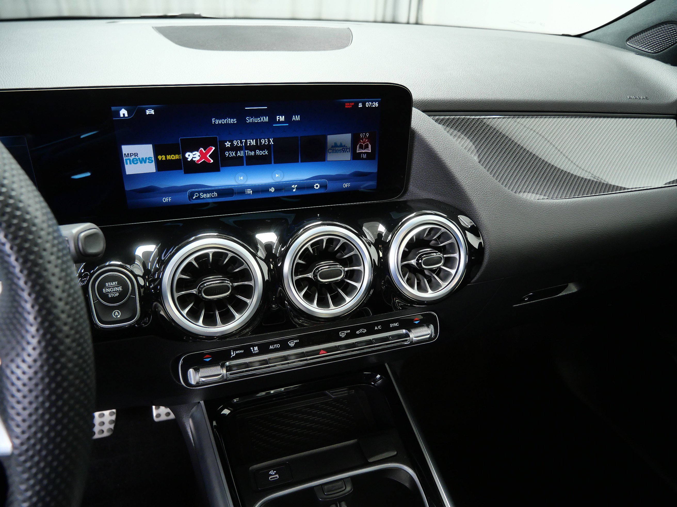 Certified 2025 Mercedes-Benz GLA 250 4MATIC image 19