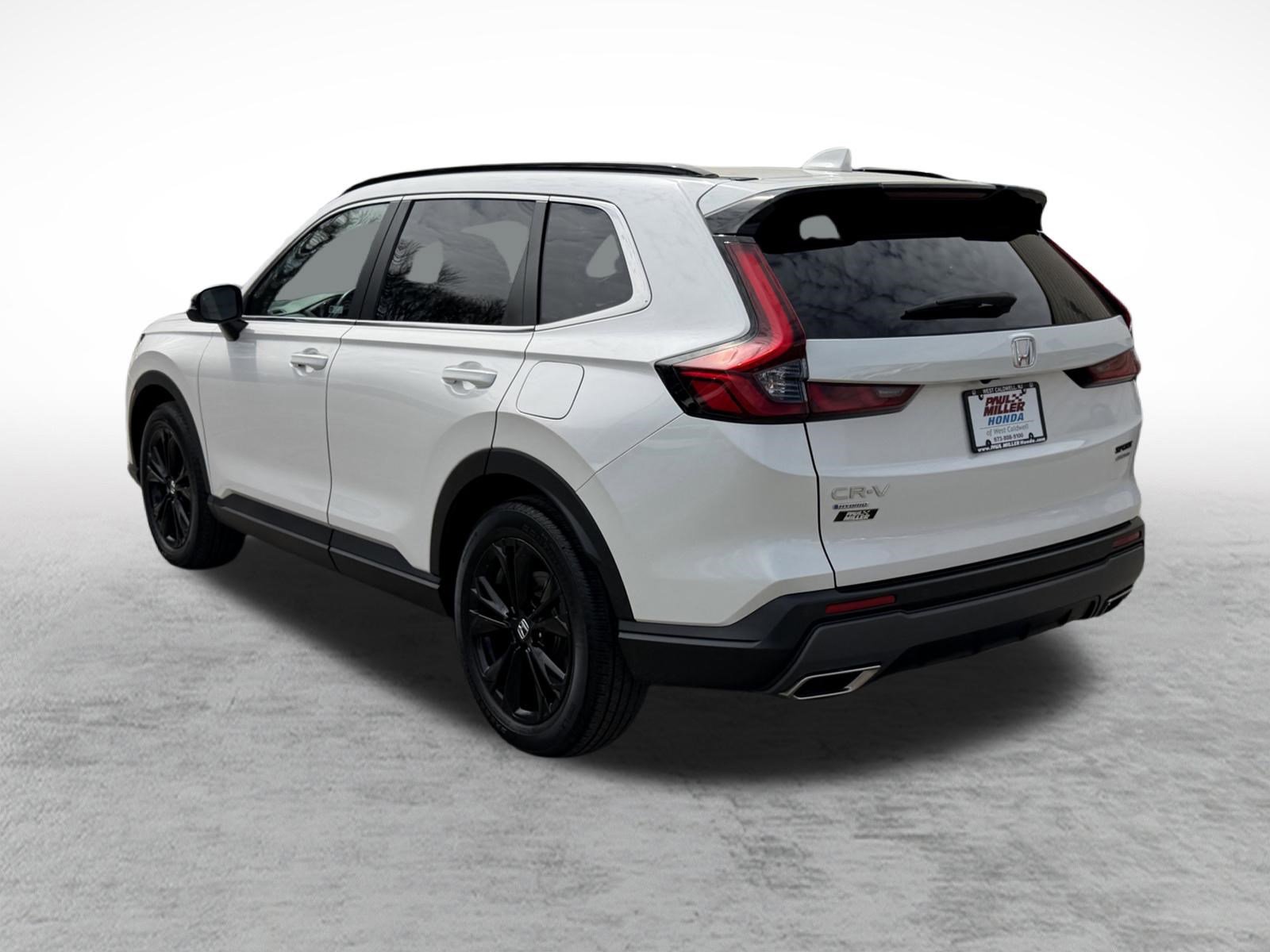 Certified 2025 Honda CR-V Sport Touring image 4