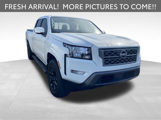 Used 2023 Nissan Frontier SV w/ Technology Package image 3