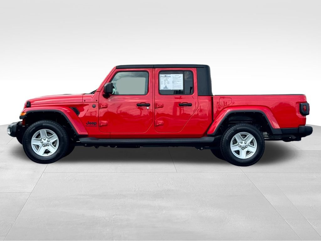 Used 2022 Jeep Gladiator Sport AWD/4WD image 4