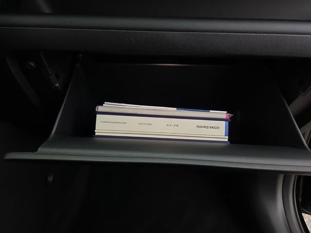 Used 2025 Hyundai Kona SE image 20