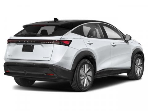 Used 2023 Nissan Ariya AWD image 2