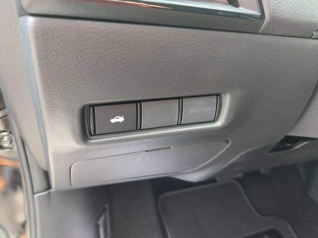 New 2026 Nissan Sentra SR w/ Floor Mat Package FWD image 14