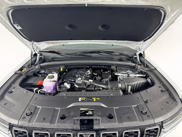 New 2025 Jeep Grand Cherokee Limited image 34