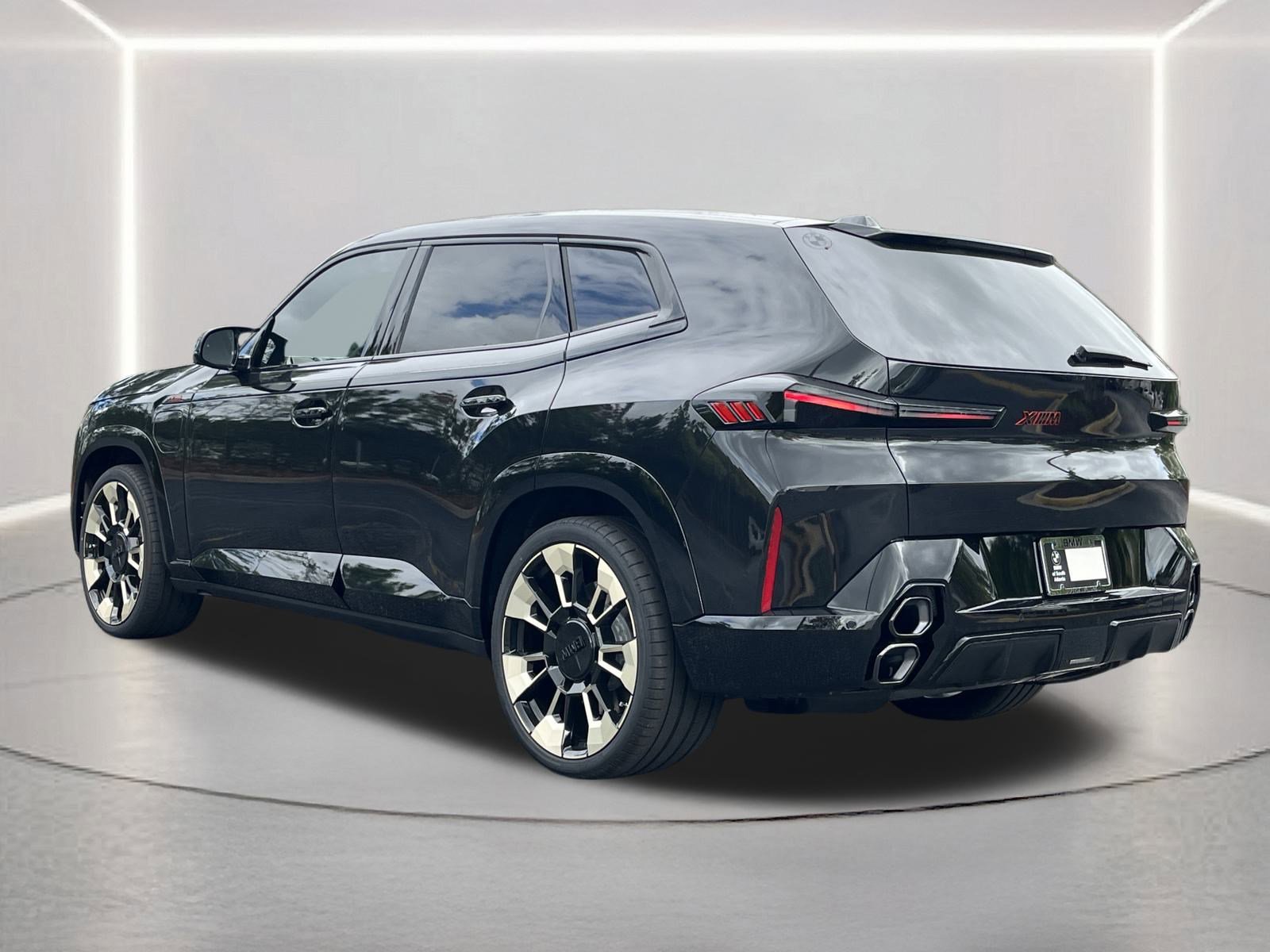 New 2026 BMW XM Label Red image 25