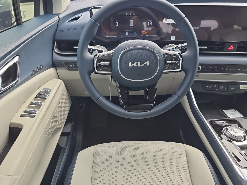 New 2026 Kia Carnival EX FWD image 14