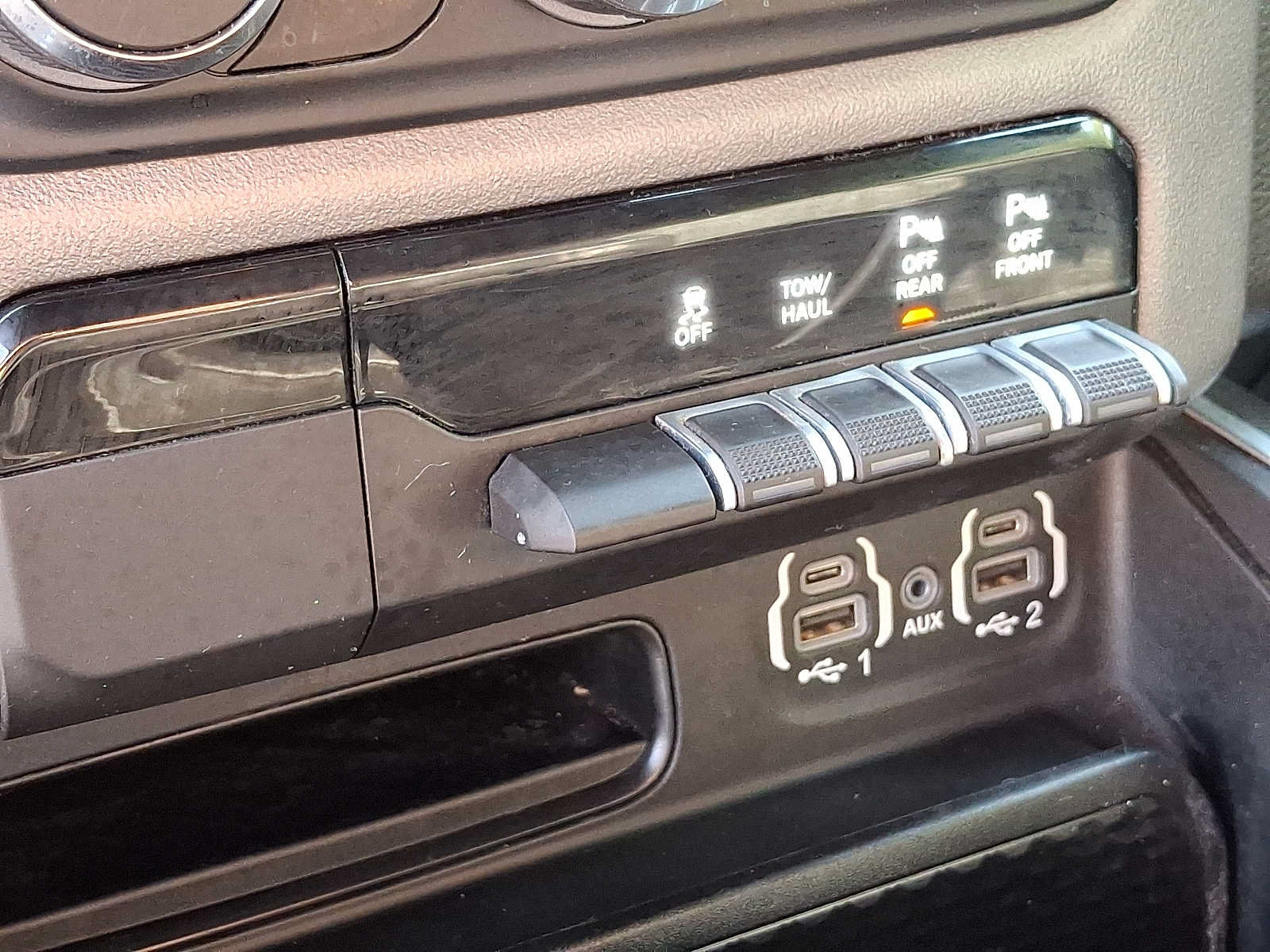 Used 2022 RAM 1500 Big Horn AWD/4WD image 26