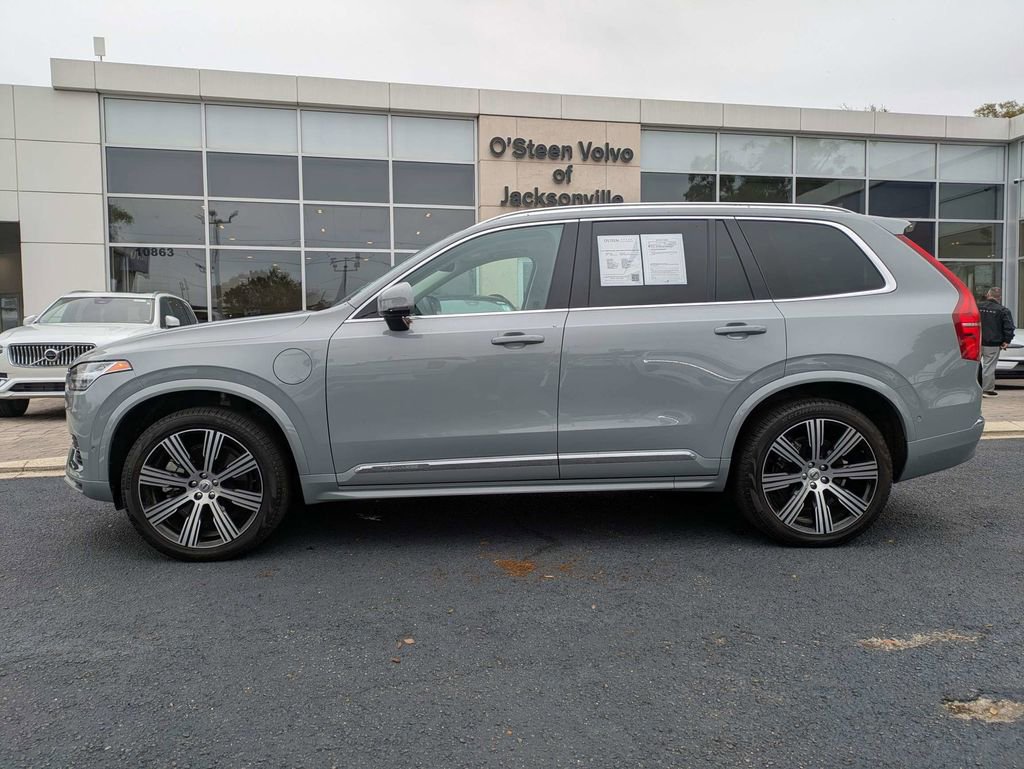Used 2024 Volvo XC90 T8 Ultimate w/ Protection Package Premier image 3