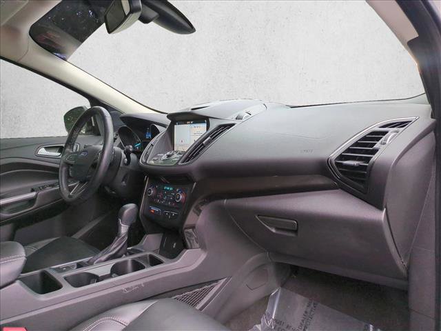 Used 2017 Ford Escape Titanium image 22
