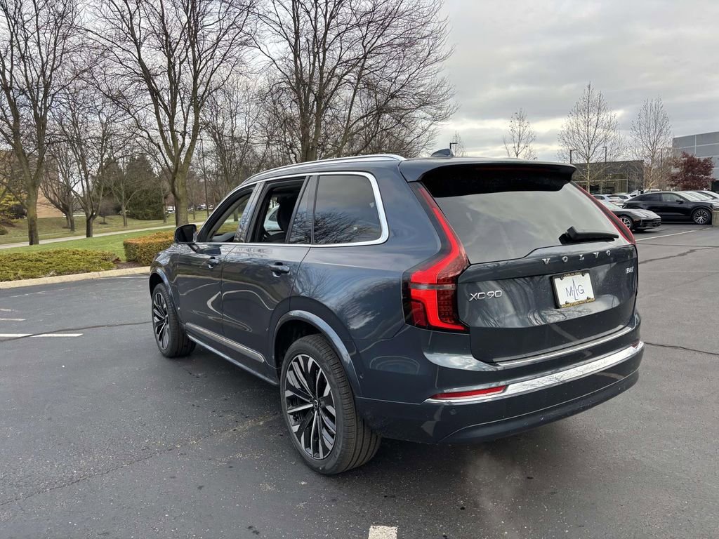 New 2026 Volvo XC90 B6 Plus image 5
