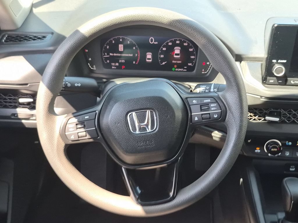 Used 2025 Honda Accord SE image 23