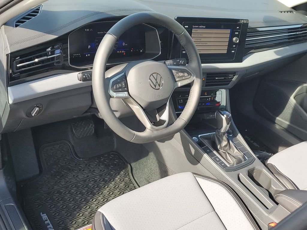 New 2026 Volkswagen Jetta SE FWD image 21
