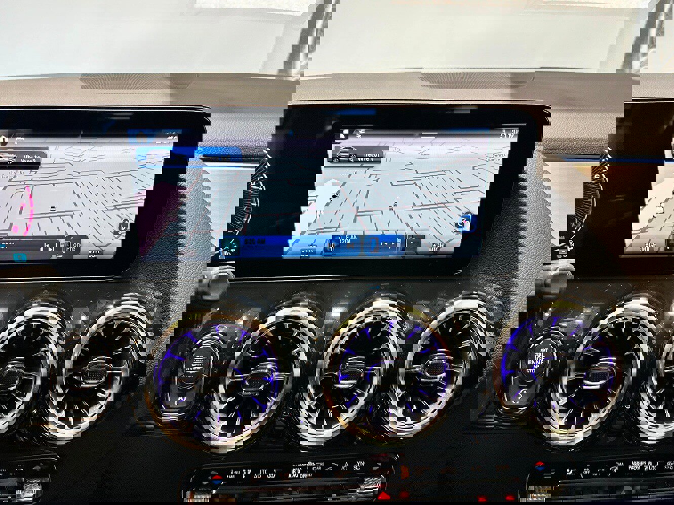 Used 2026 Mercedes-Benz GLA 250 4MATIC image 23