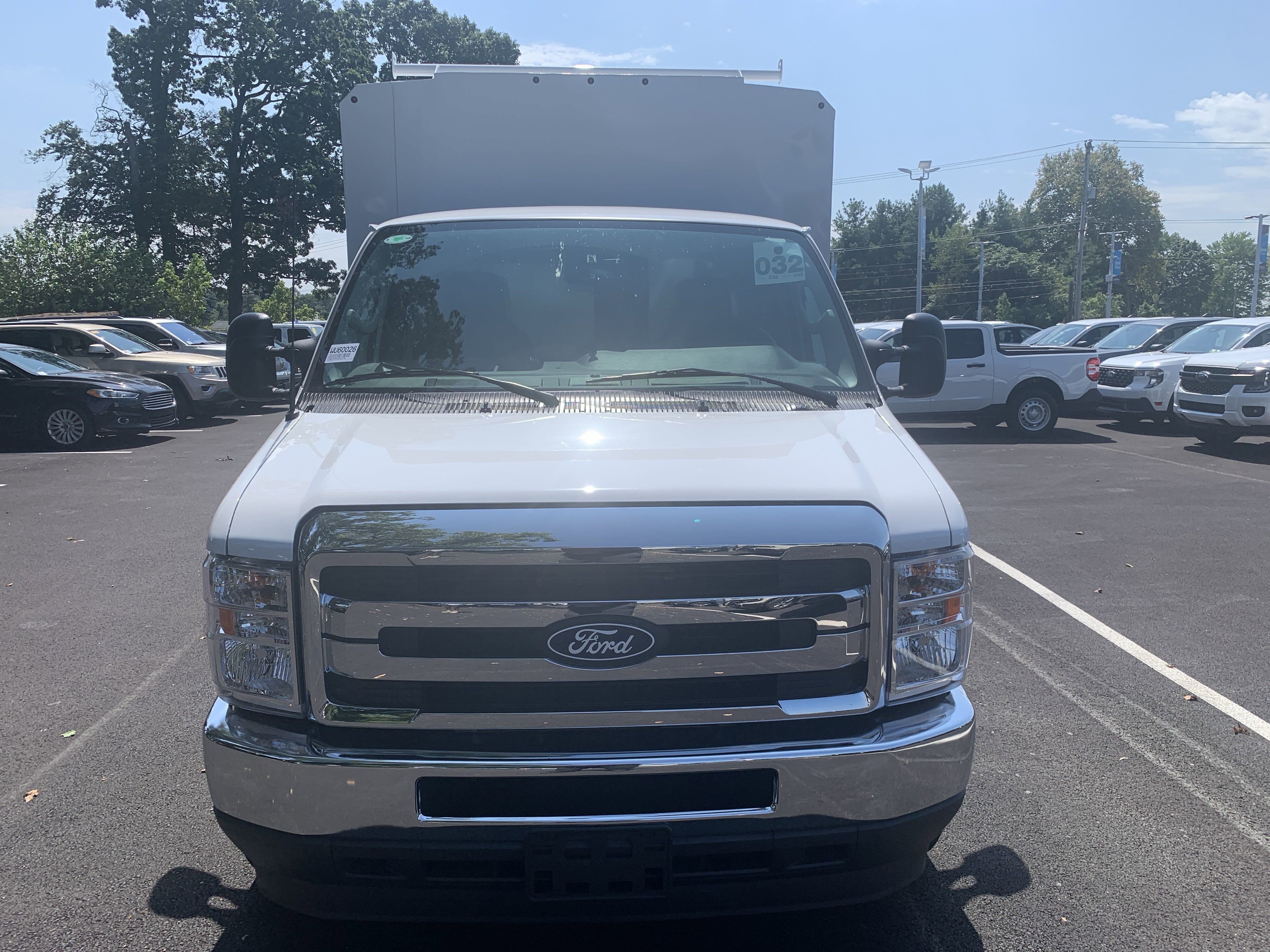 New 2026 Ford E-350 and Econoline 350 Super Duty w/ Power Equipment Group image 2