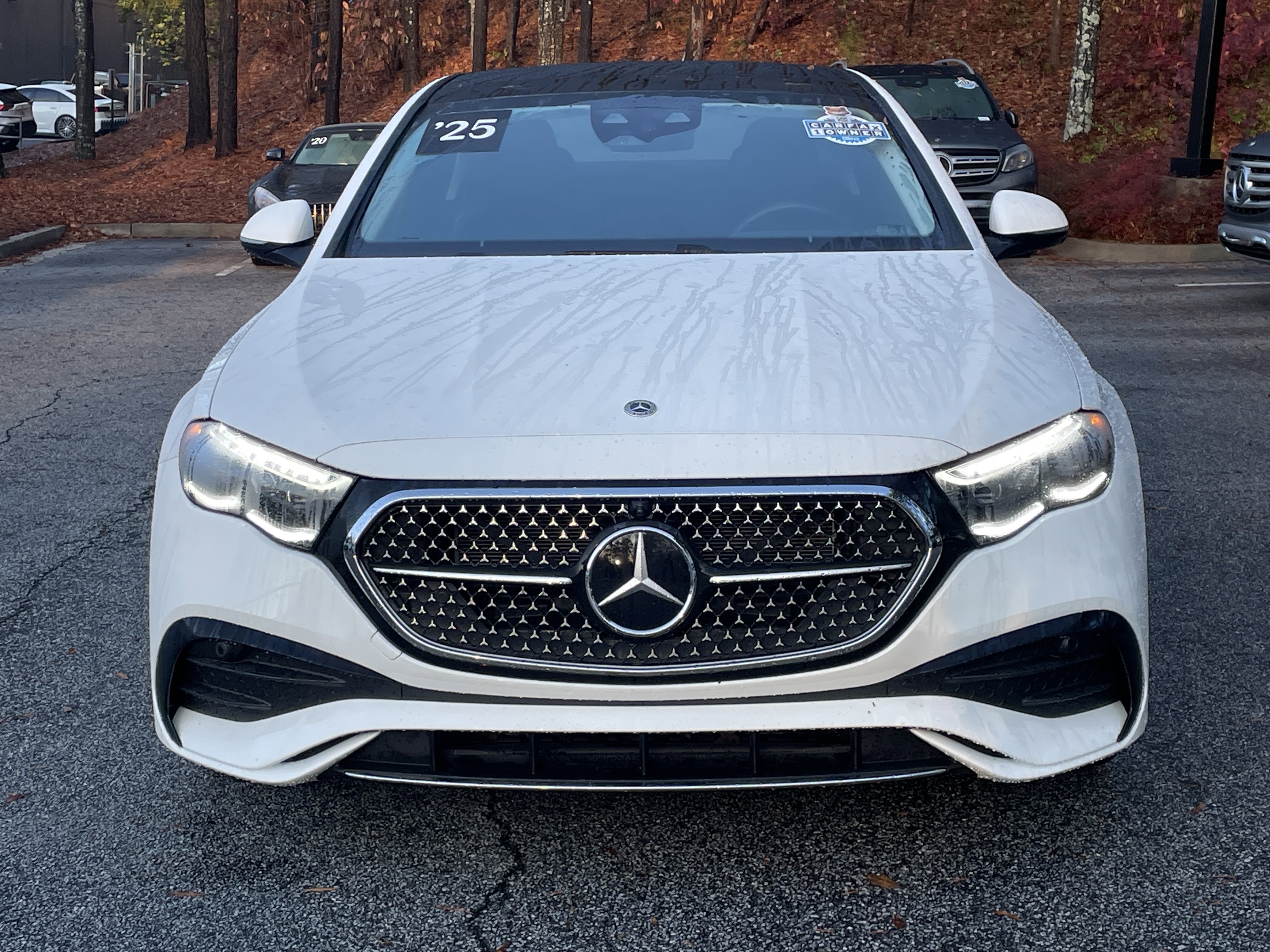 Used 2025 Mercedes-Benz E 350 4MATIC Sedan image 3