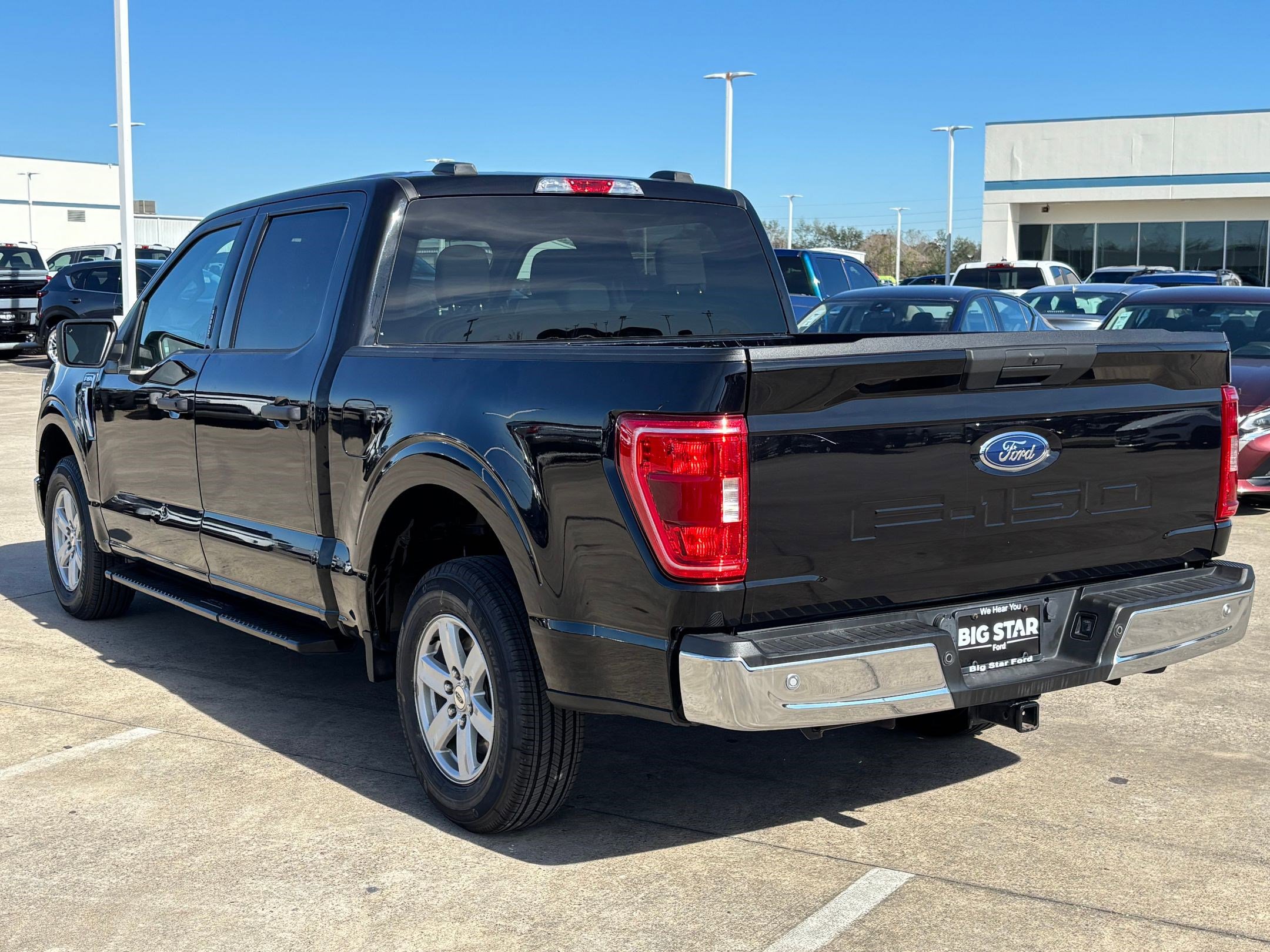 Used 2022 Ford F150 XLT w/ Equipment Group 301A Mid image 6