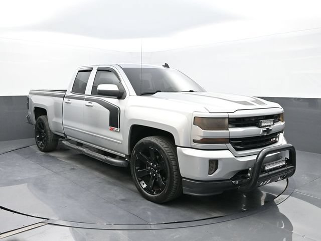 Used 2016 Chevrolet Silverado 1500 LT w/ Rally 2 Edition AWD/4WD image 7