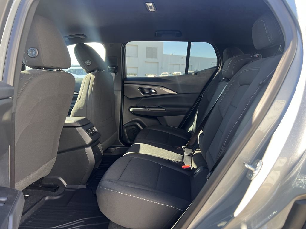 New 2026 Chevrolet Equinox EV LT w/ Comfort Package image 9