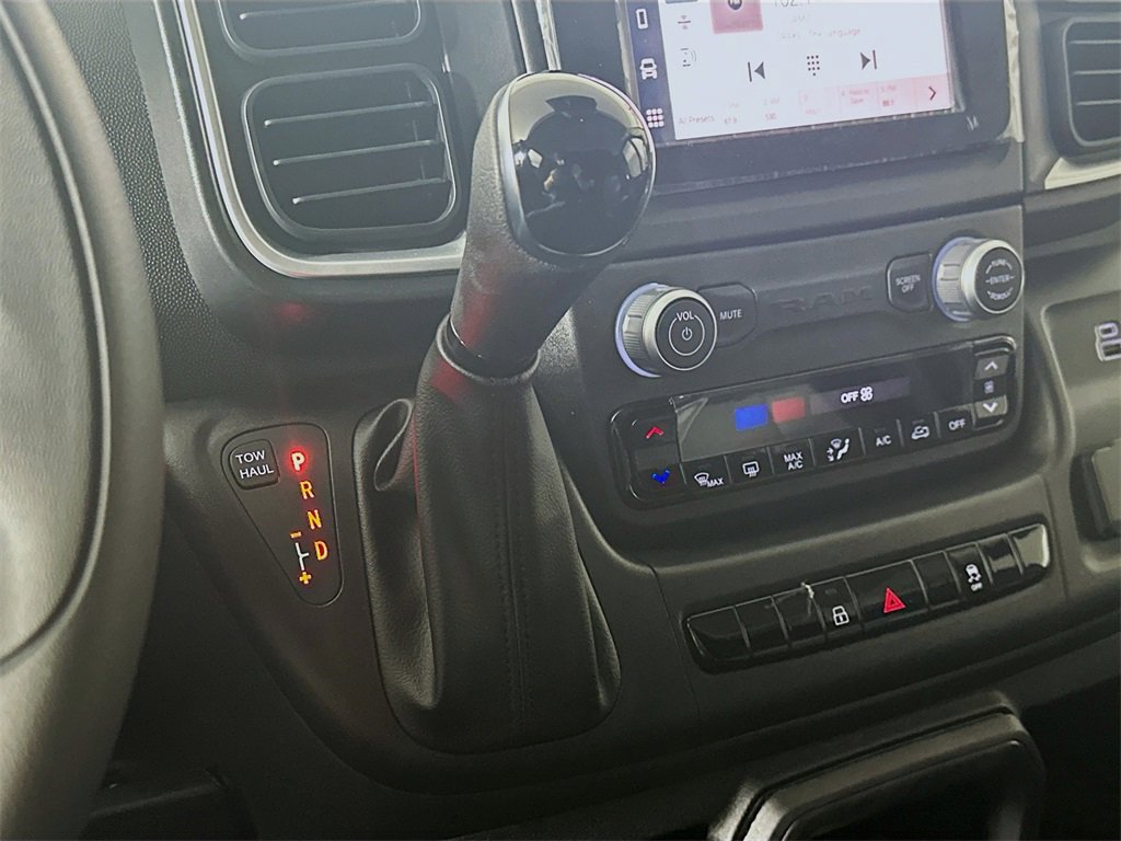 New 2026 RAM ProMaster 3500 w/ Quick Order Package 22G SLT image 12