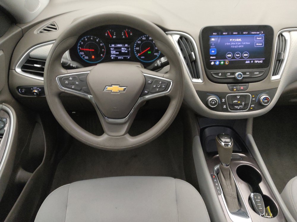 Used 2020 Chevrolet Malibu LS w/ LPO, Convenience Package 2 FWD image 22