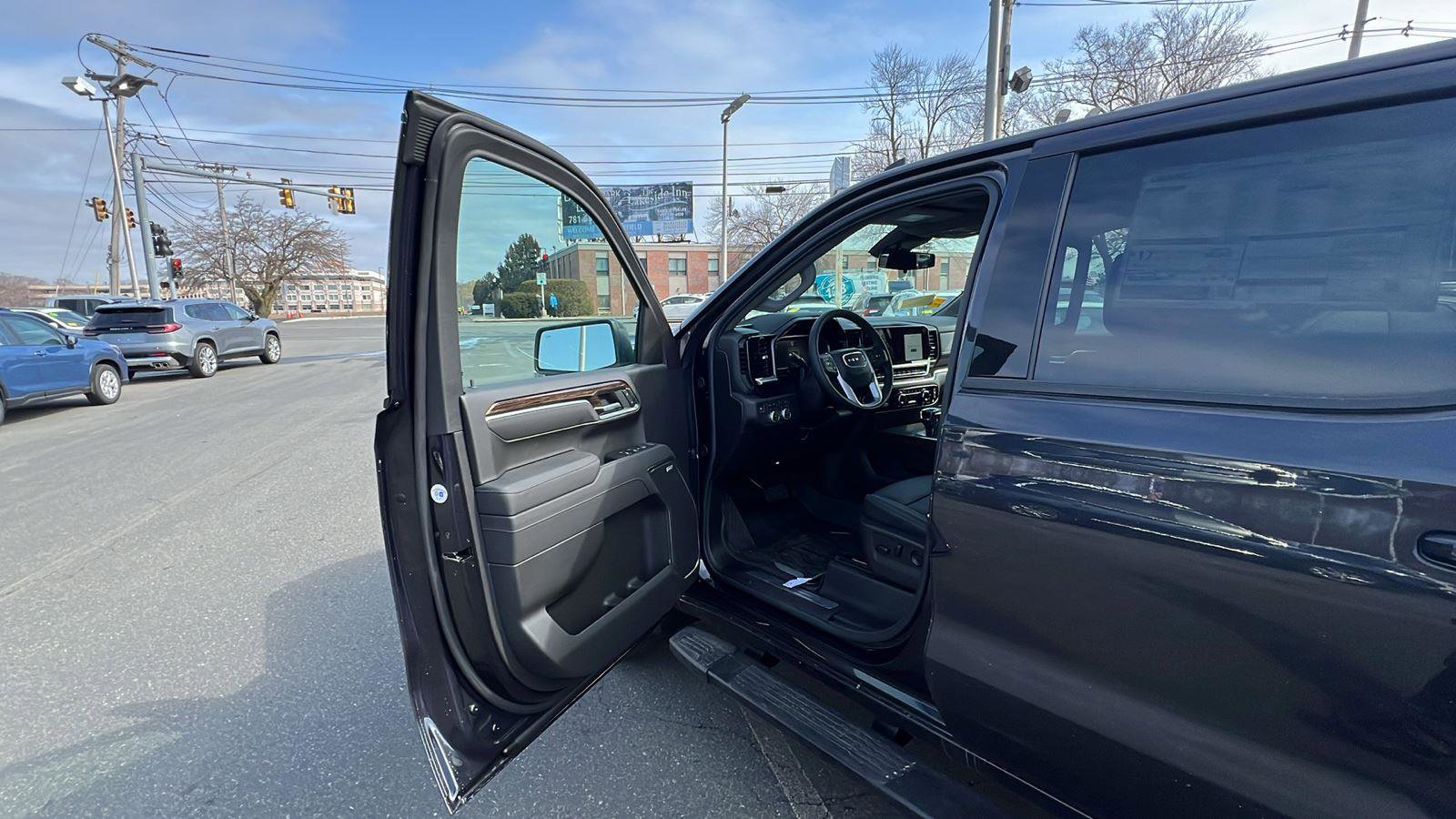 New 2026 GMC Sierra 1500 Elevation w/ Elevation Premium Package image 21