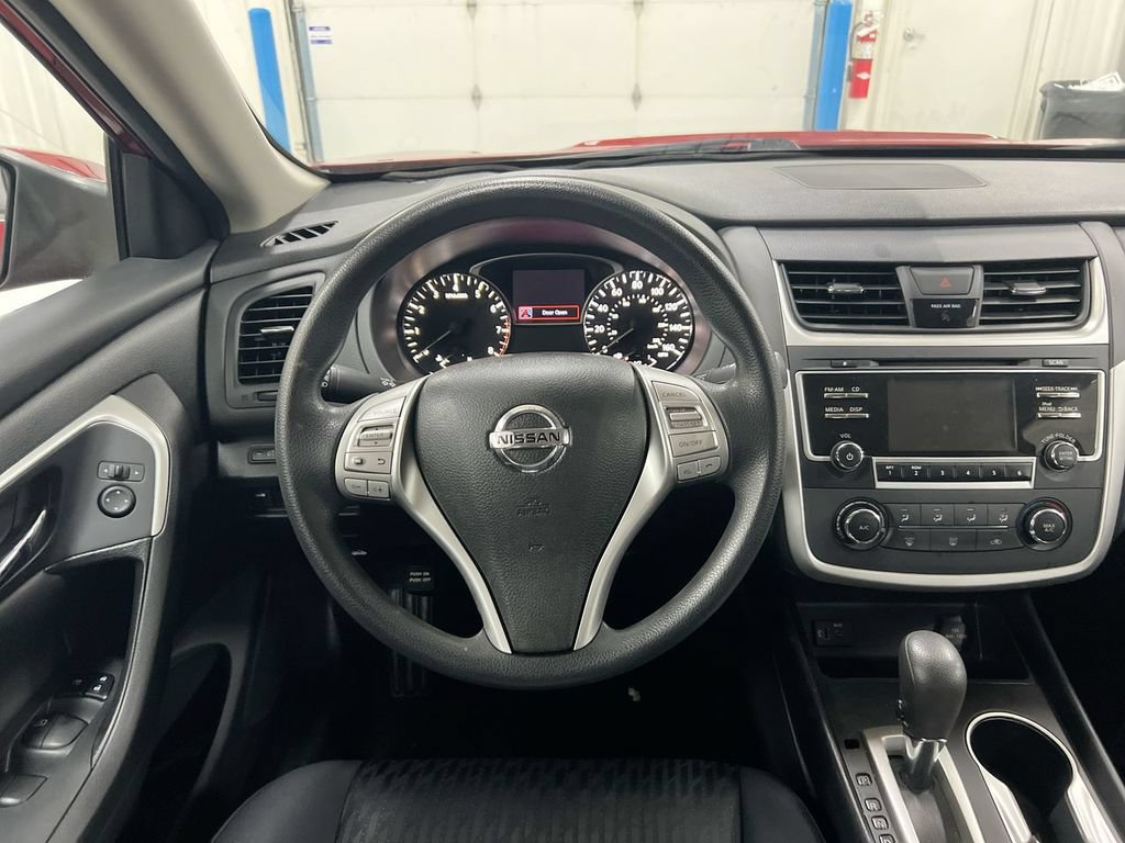Used 2018 Nissan Altima 2.5 S w/ S Convenience Package FWD image 11