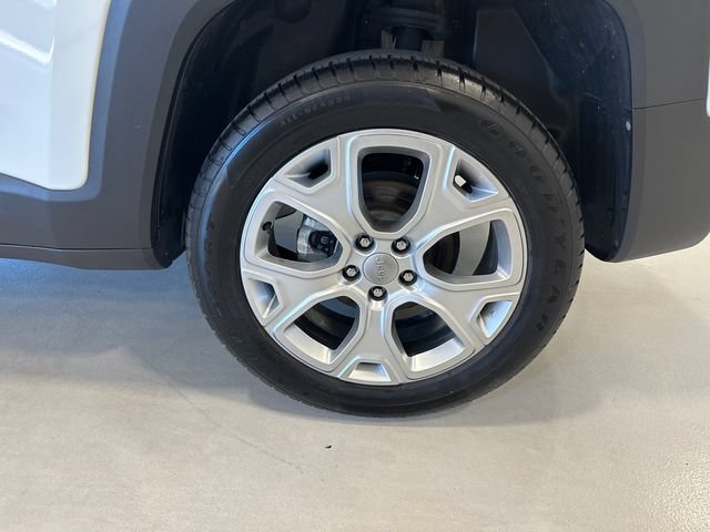 Used 2022 Jeep Renegade Limited AWD/4WD image 14