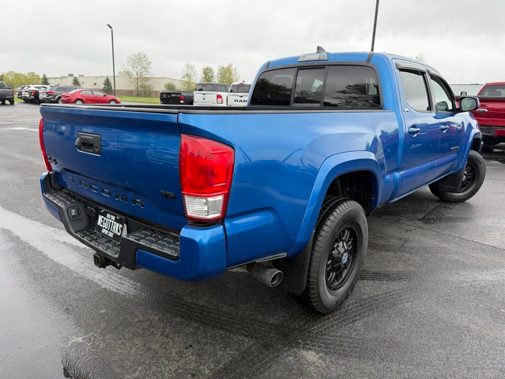 Used 2017 Toyota Tacoma 4x4 Double Cab image 5