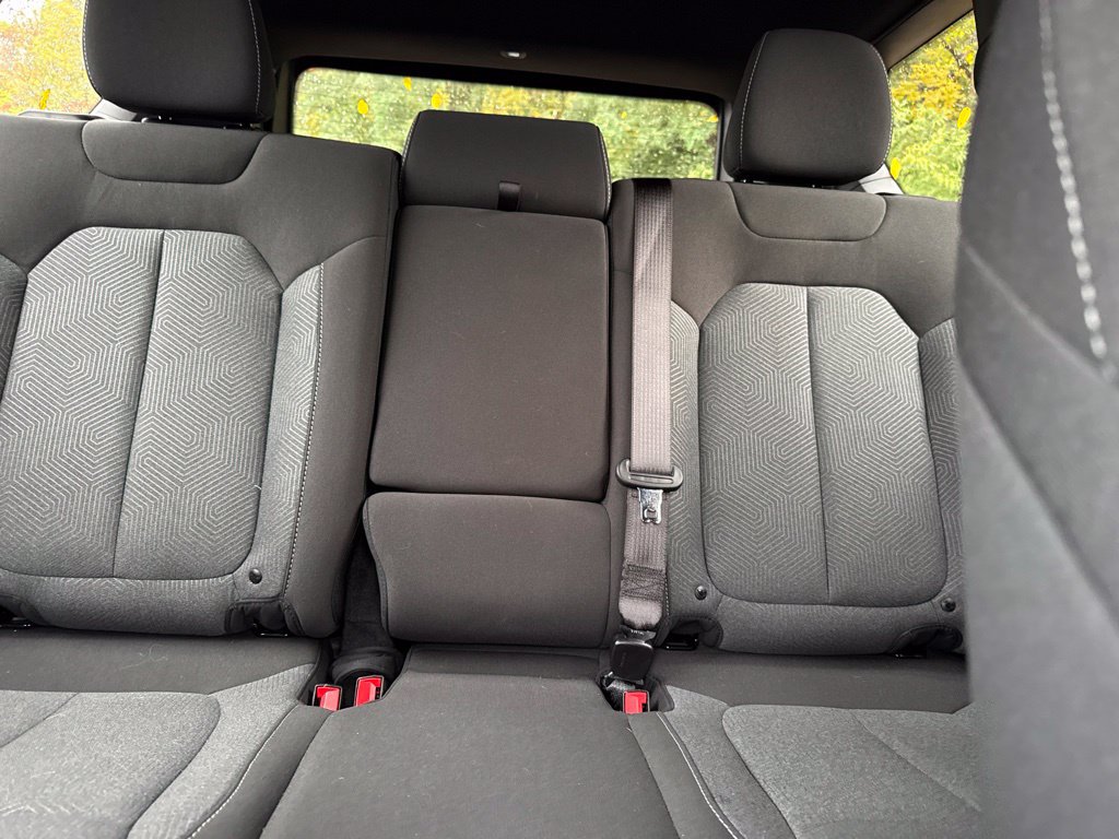 Used 2026 Jeep Cherokee Laredo AWD/4WD image 21