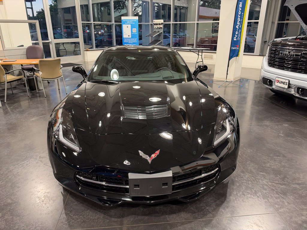 Used 2016 Chevrolet Corvette Stingray Coupe w/ 3LT Preferred Equipment Group RWD image 15