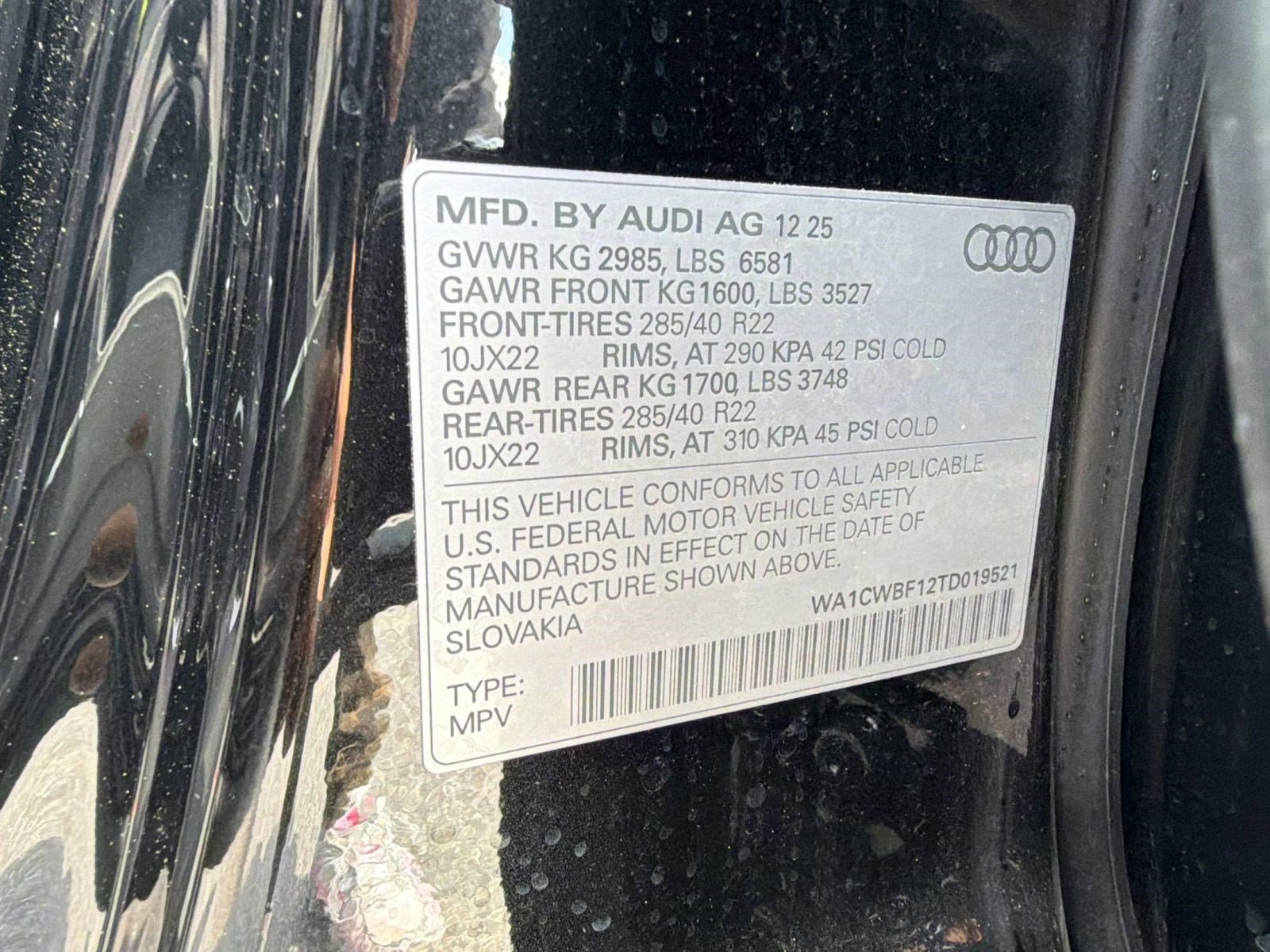 New 2026 Audi SQ8 Prestige AWD/4WD image 17