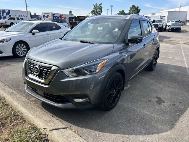 Used 2020 Nissan Kicks SR w/ SR Premium Package FWD image 1