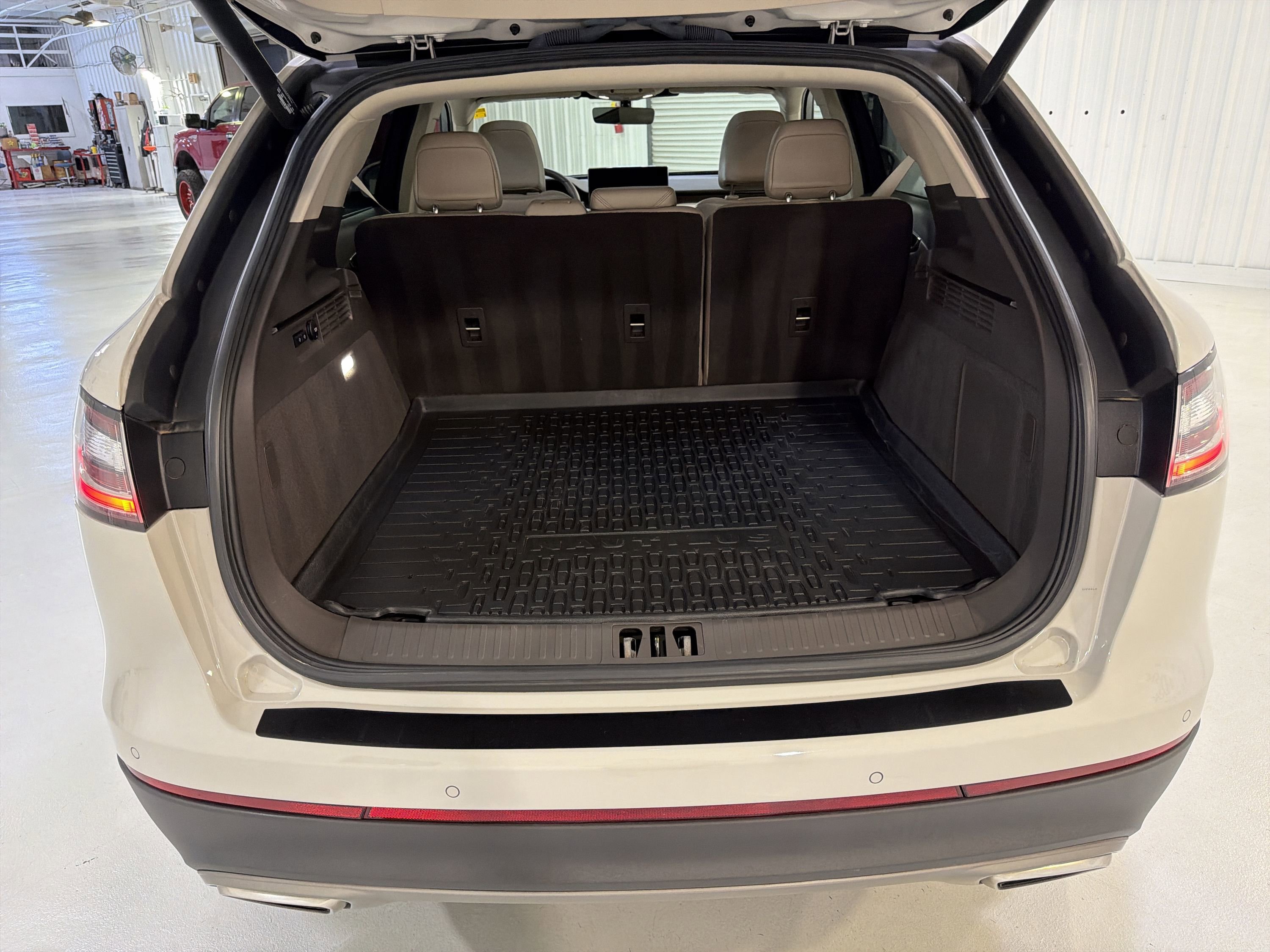 Used 2022 Lincoln Nautilus Reserve FWD image 28