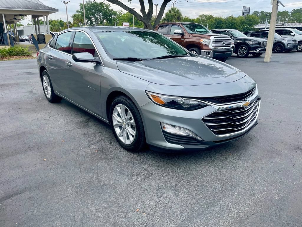 Used 2025 Chevrolet Malibu LT FWD image 6