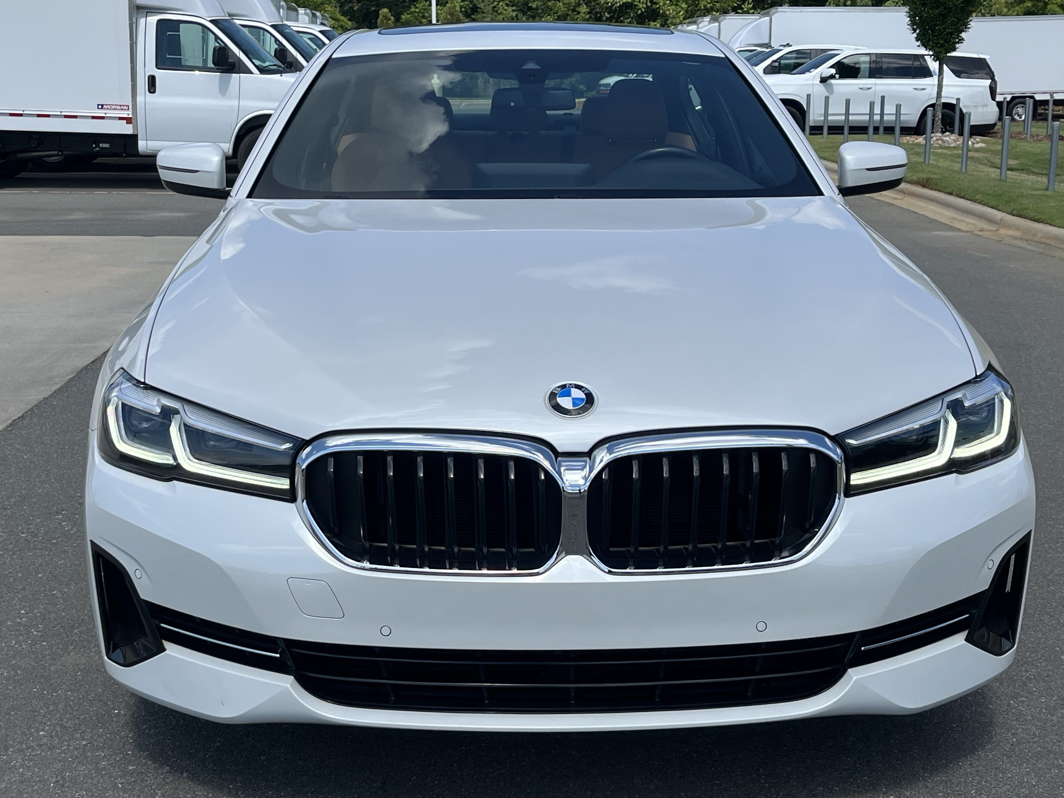 Used 2022 BMW 530i xDrive w/ Convenience Package AWD/4WD image 4