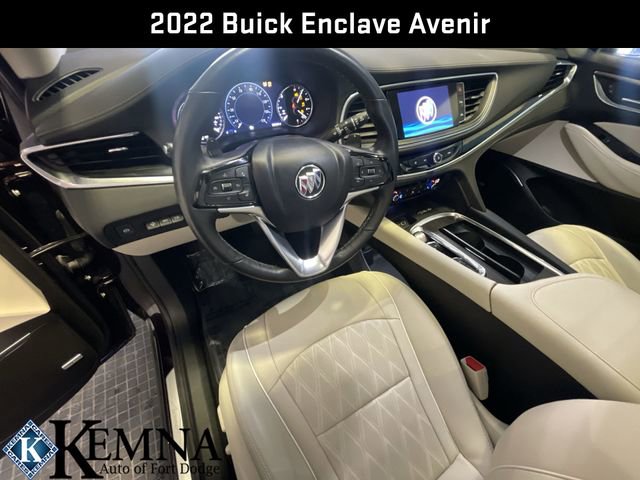 Used 2022 Buick Enclave Avenir w/ Avenir Technology Package image 11