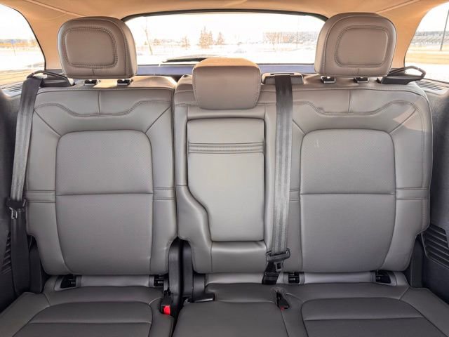 Used 2023 Lincoln Corsair AWD w/ Equipment Group 101A image 24