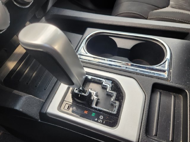 Used 2019 Toyota Tundra SR5 w/ SR5 Upgrade Package RWD image 18