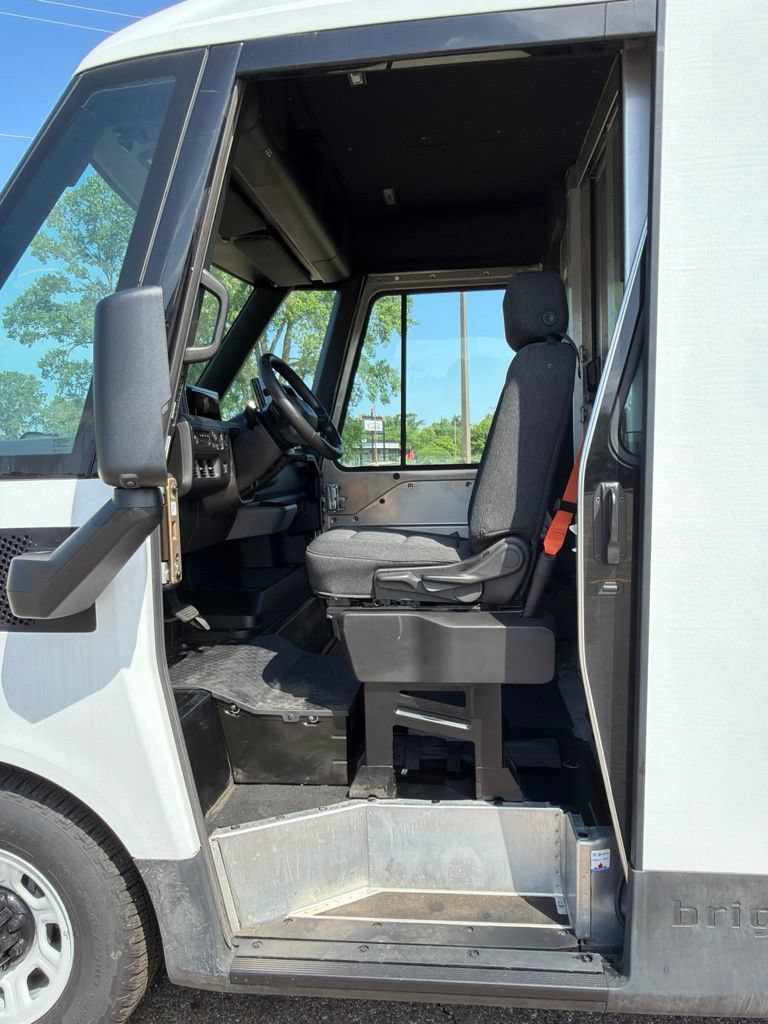 Used 2024 Chevrolet Brightdrop 600 w/ Commercial Equipment Package AWD/4WD image 12