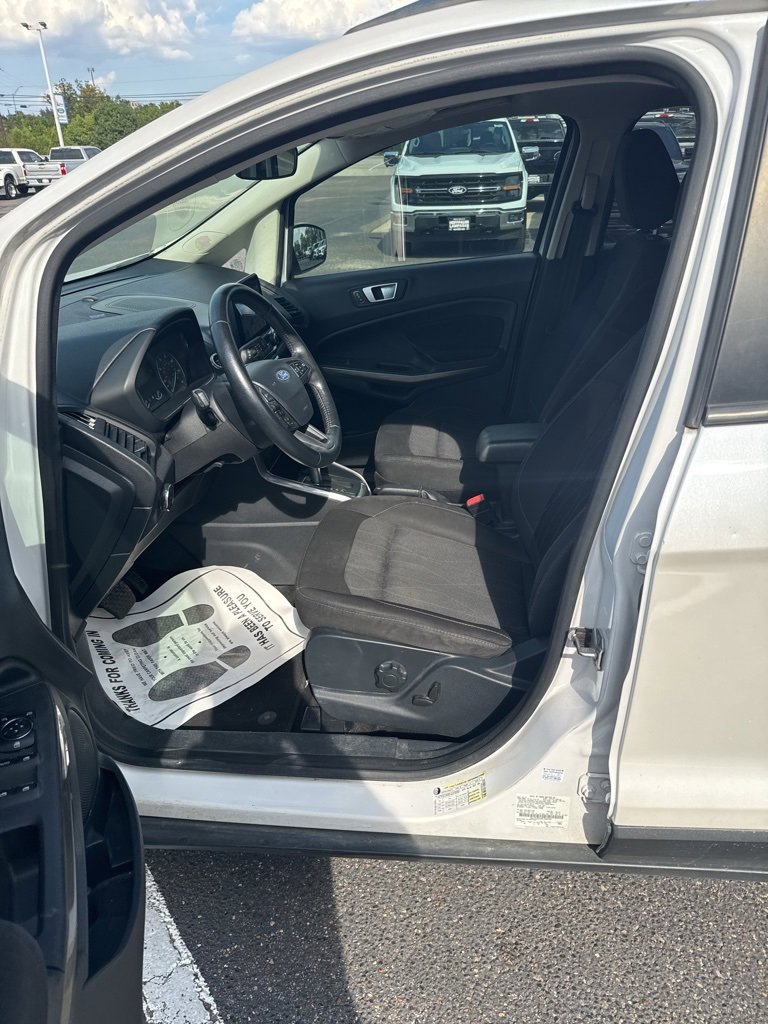 Used 2019 Ford EcoSport SE w/ SE Convenience Package image 6